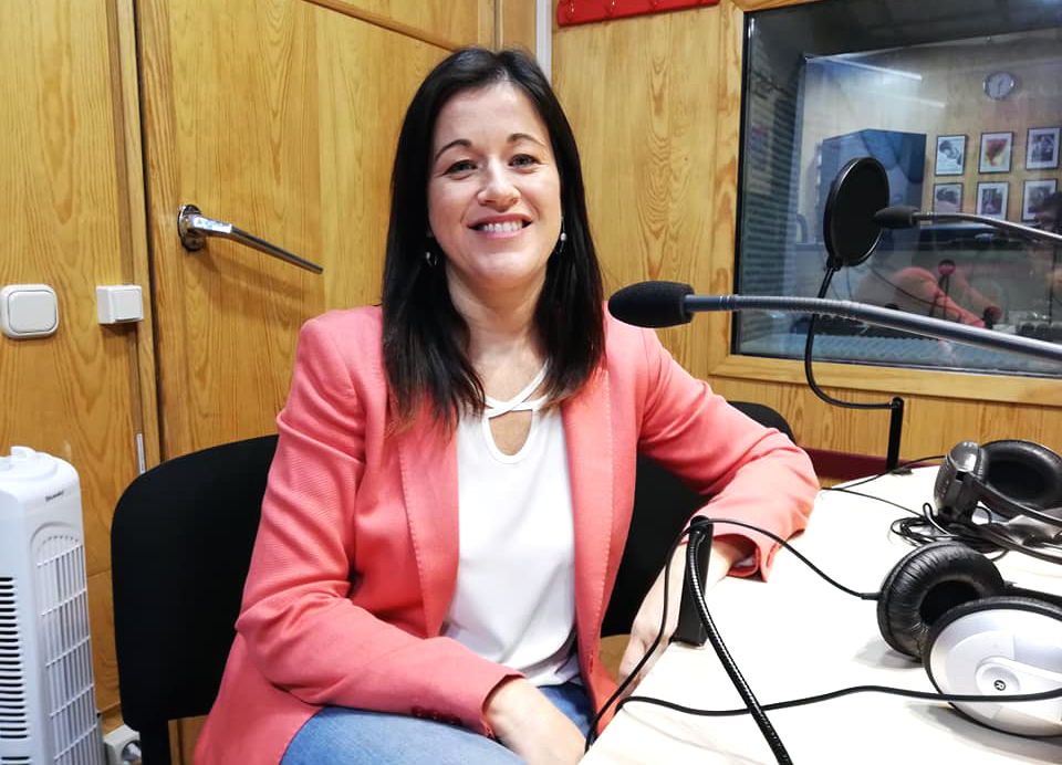 carolina bueno Radio